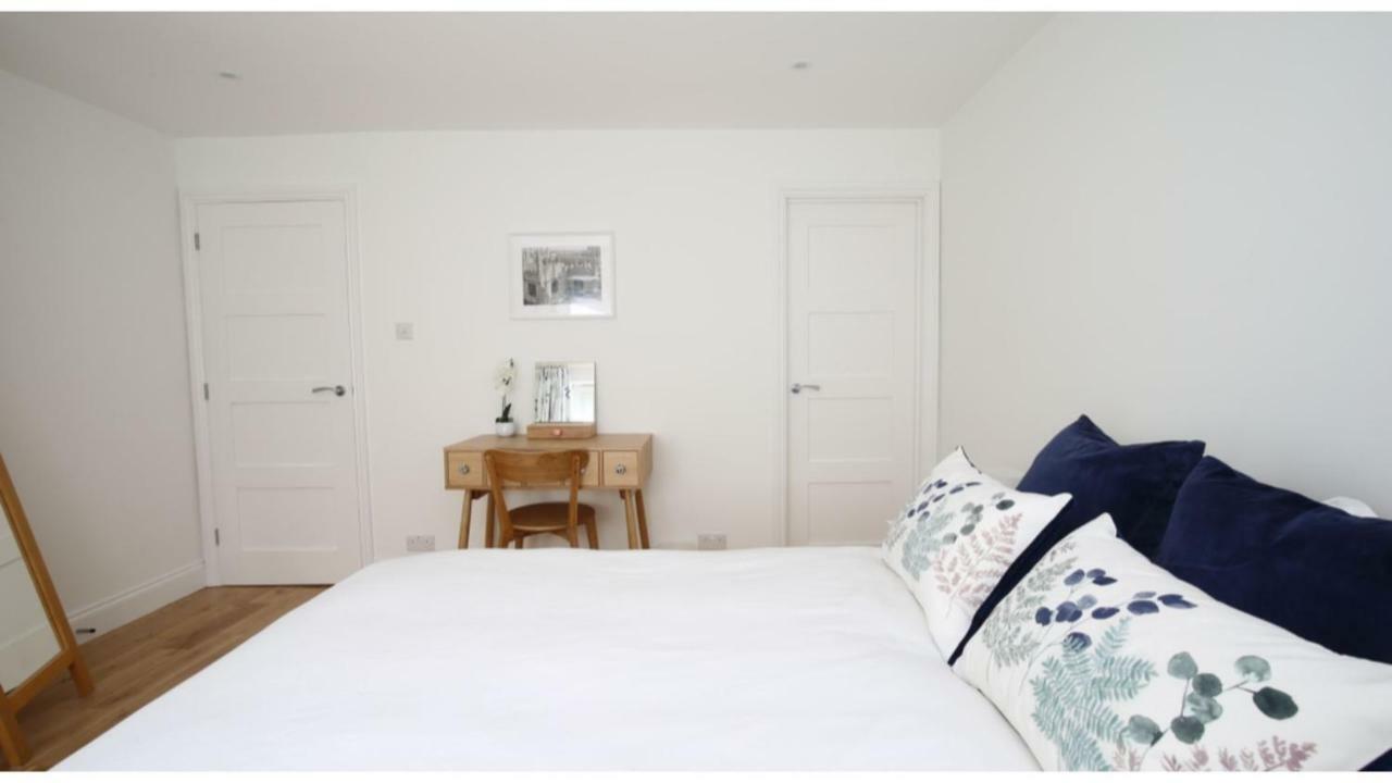 ★ Luxury Oxford Apartment ★ Sleeps 4, Free Parking Exterior photo